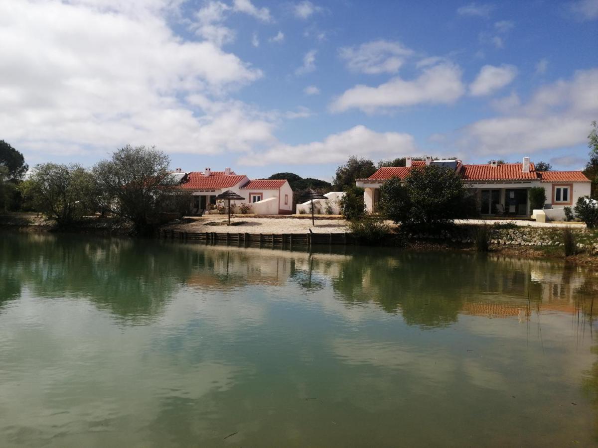 Villa Amor De Crianca São Teotónio Exterior foto